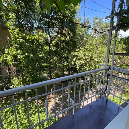 Cozy 15 Minutes On Foot To Arcadia Odesa