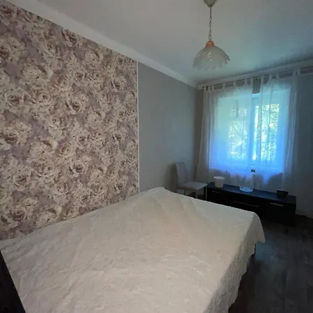 Cozy 15 Minutes On Foot To Arcadia Apartment *